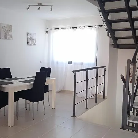 Triplex 8 Islas Σπίτι διακοπών *