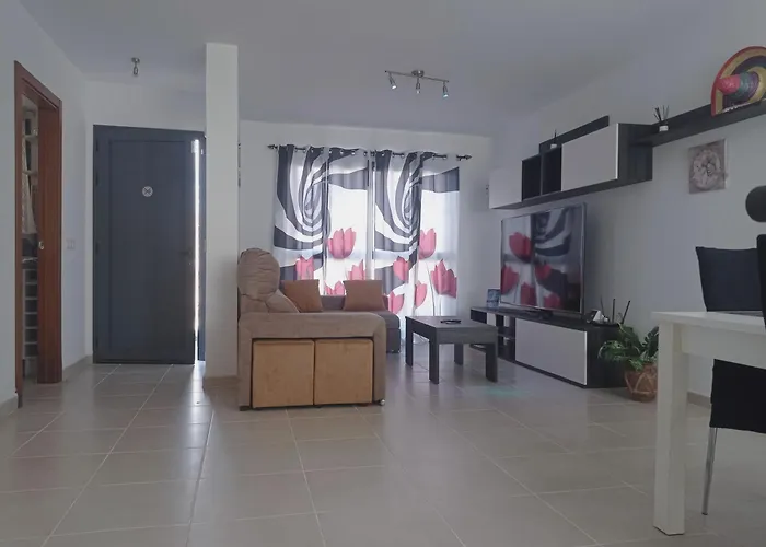 בית נופש Triplex 8 Islas